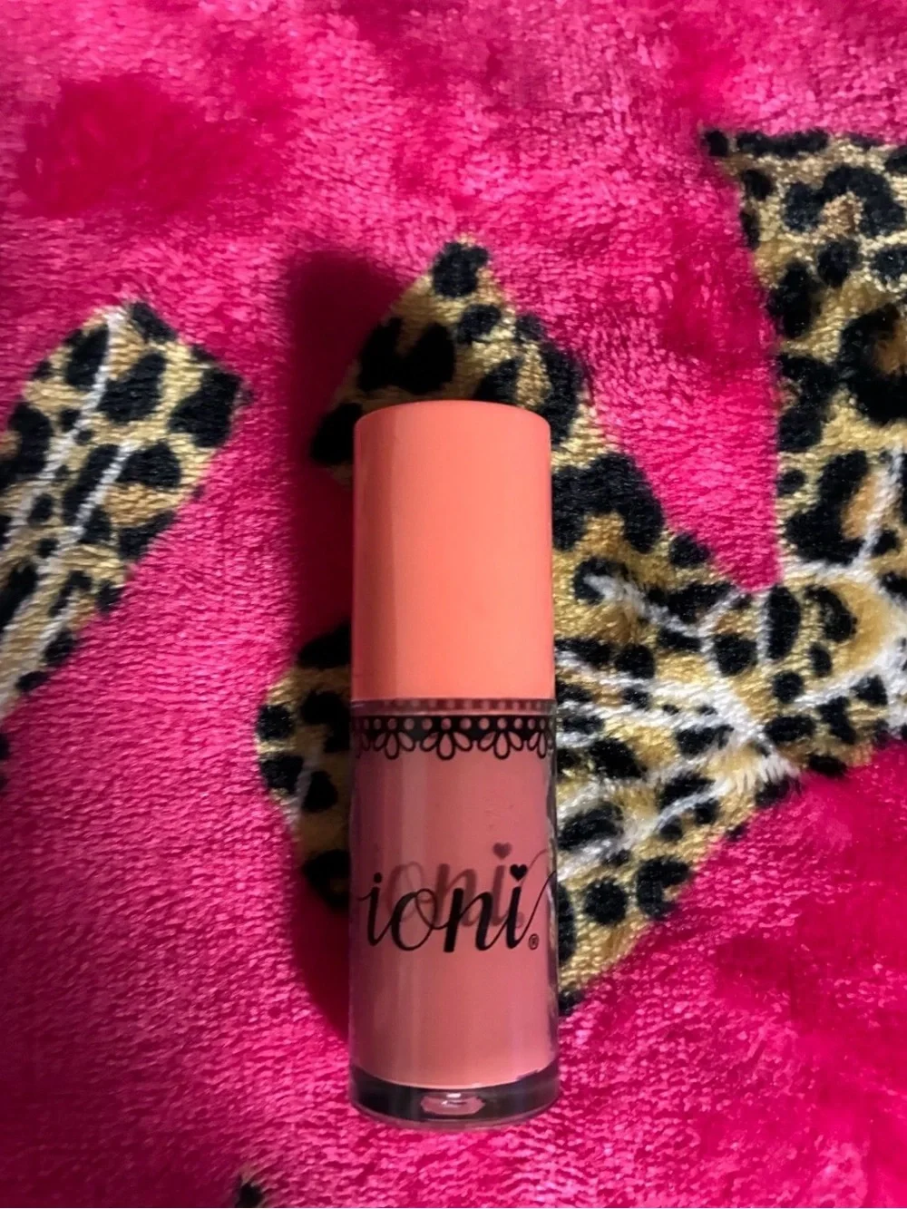 Iconic Peach Pink Liquid Blush by Iconi